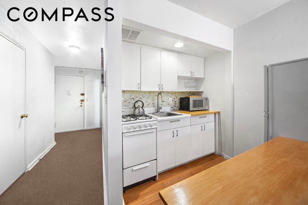649 Second Avenue, Unit 4G photo 8