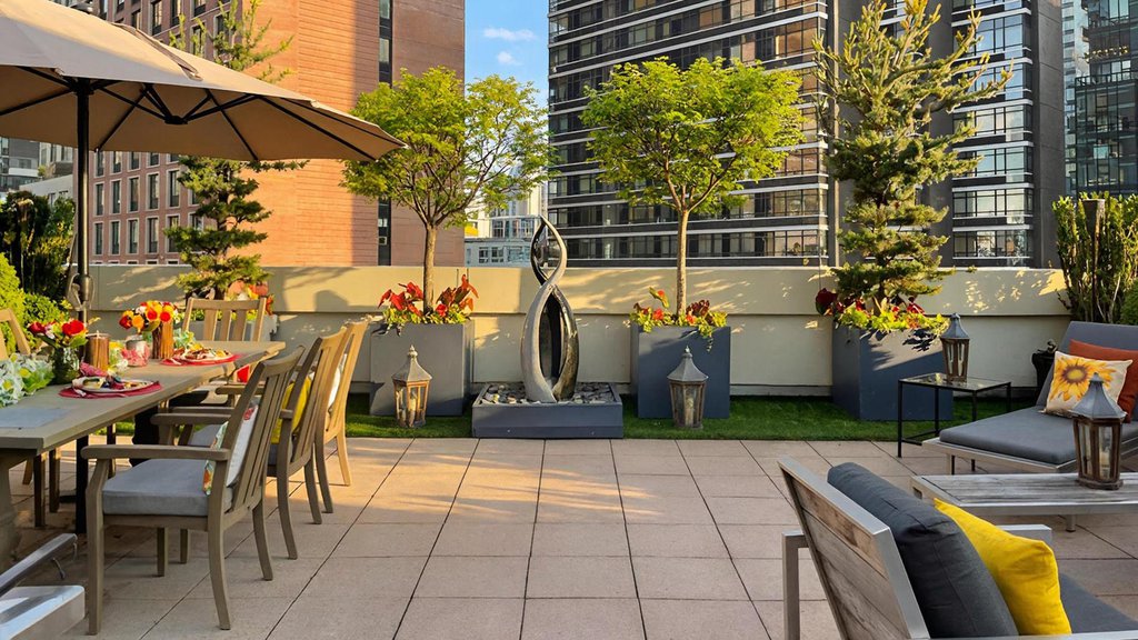 27-28 Thomson Avenue, Unit 608