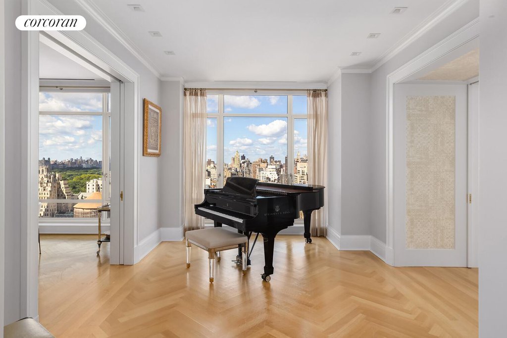 520 Park Avenue, Unit 22 photo 4
