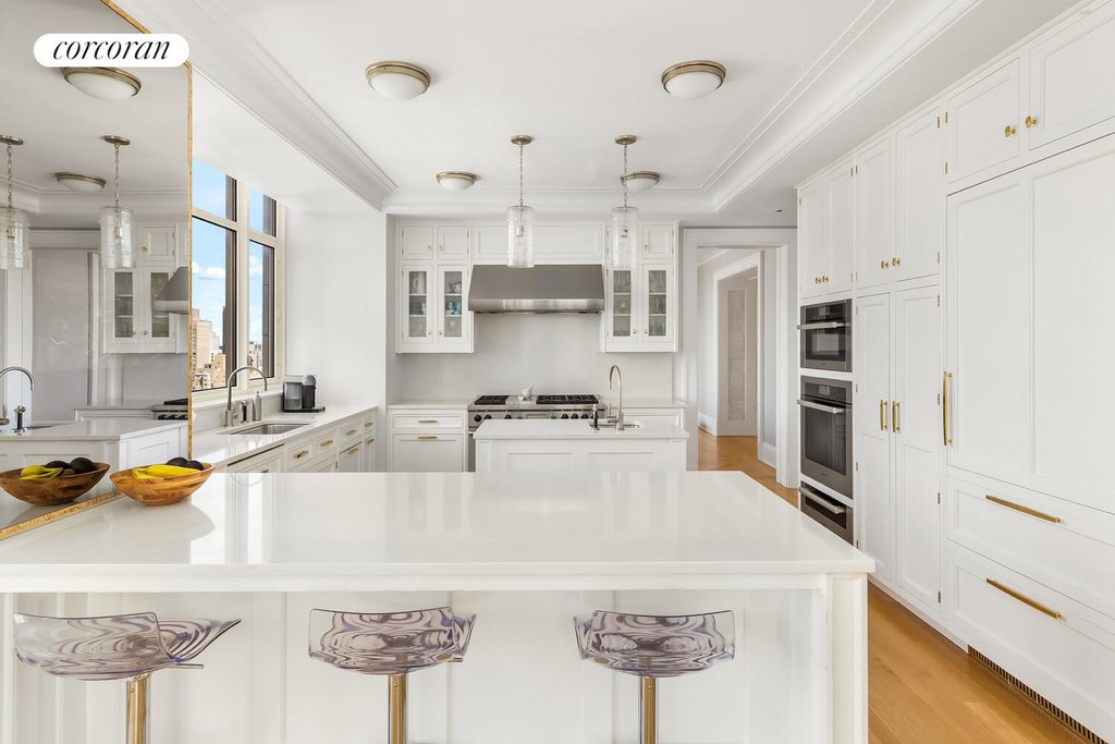 520 Park Avenue, Unit 22 photo 8