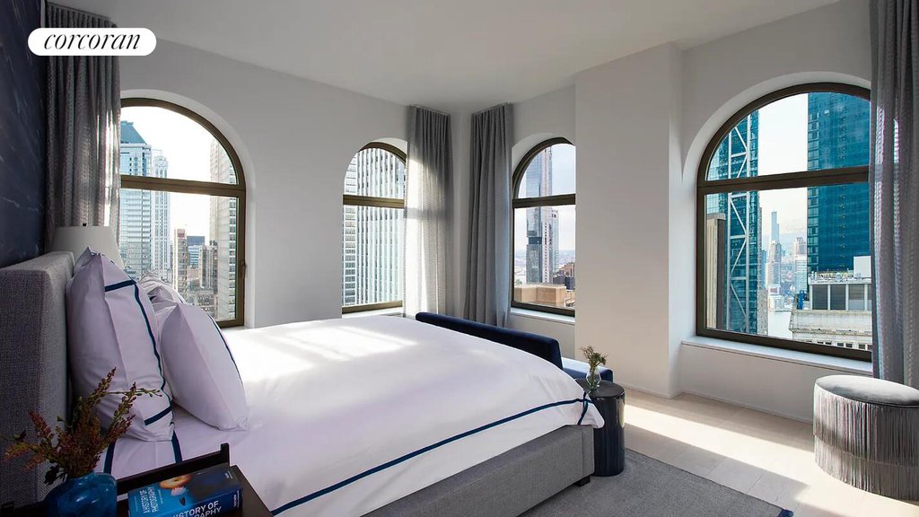 130 William Street, Unit 52D photo 3