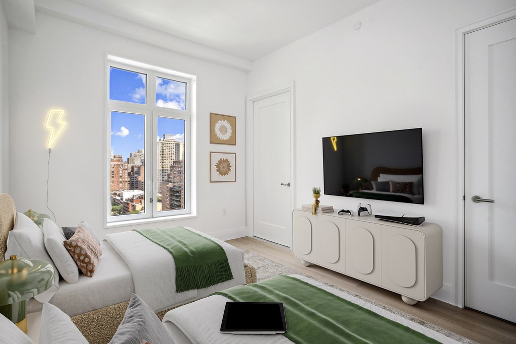 200 East 83rd Street, Unit 15C photo 6