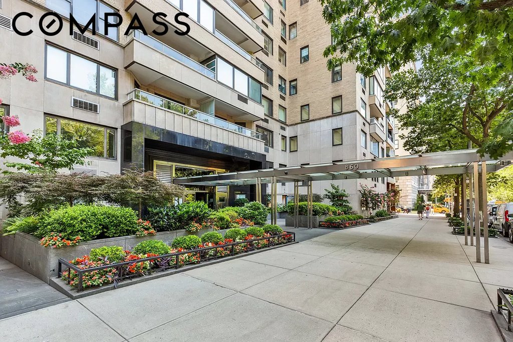 860 Fifth Avenue, Unit 4M photo 9