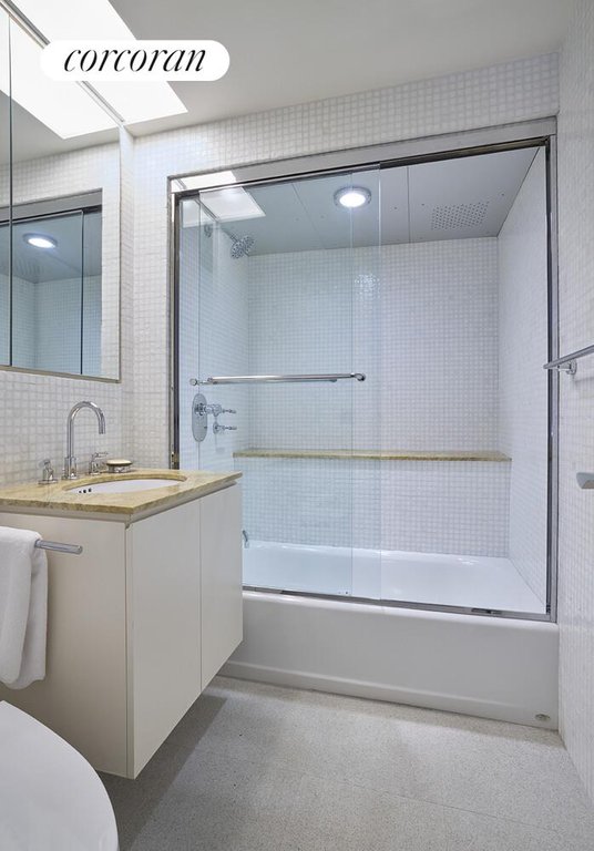 900 Fifth Avenue, Unit 6A photo 10