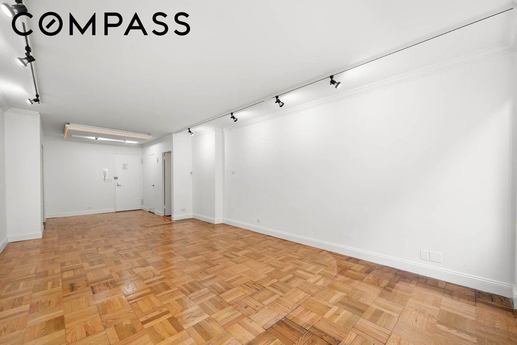 333 East 69th Street, Unit 3A photo 6