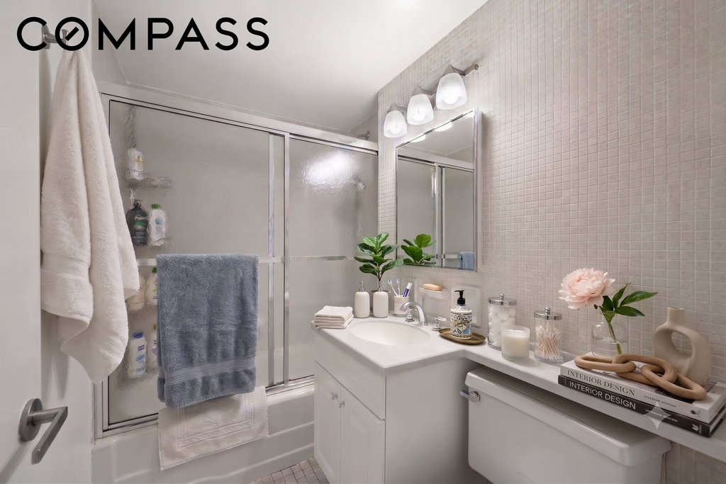 333 East 69th Street, Unit 3A photo 14