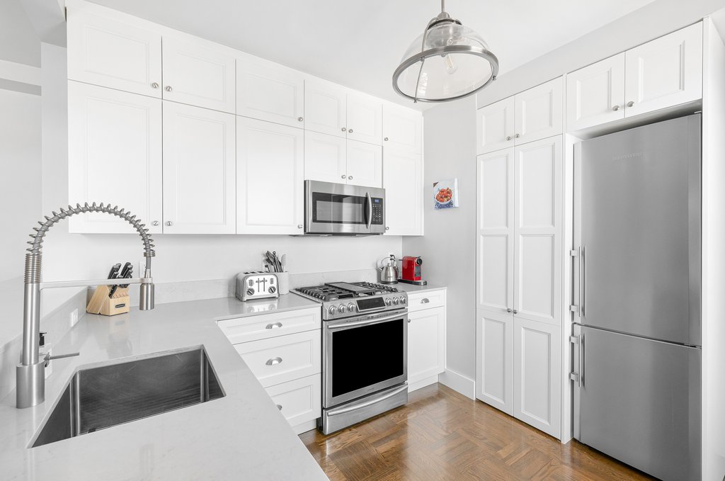 755 West End Avenue, Unit 15C photo 12