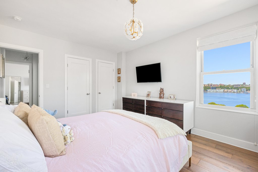 755 West End Avenue, Unit 15C photo 18