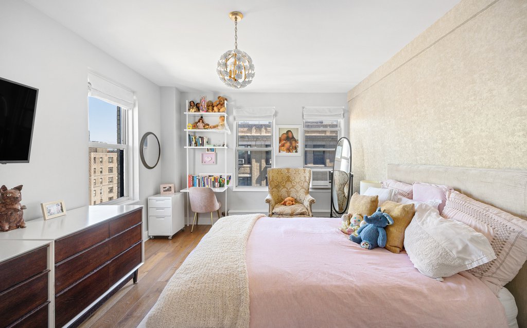 755 West End Avenue, Unit 15C photo 19