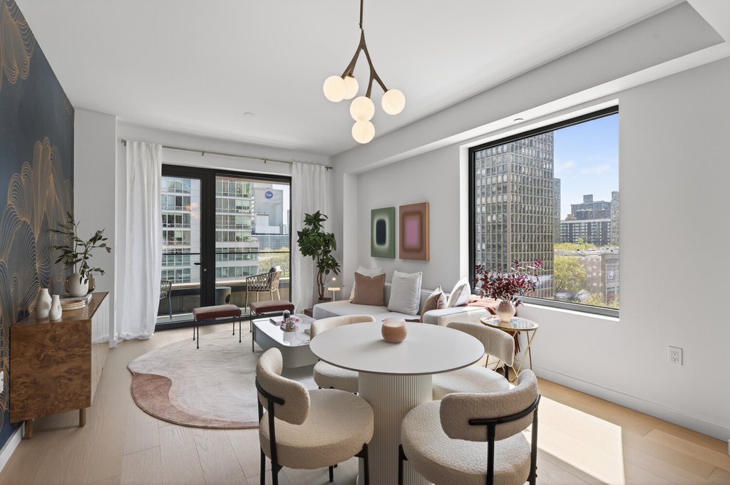 609 Second Avenue, Unit 602
