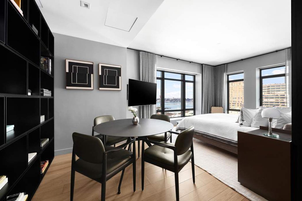 555 West 22nd Street, Unit 19AW photo 18
