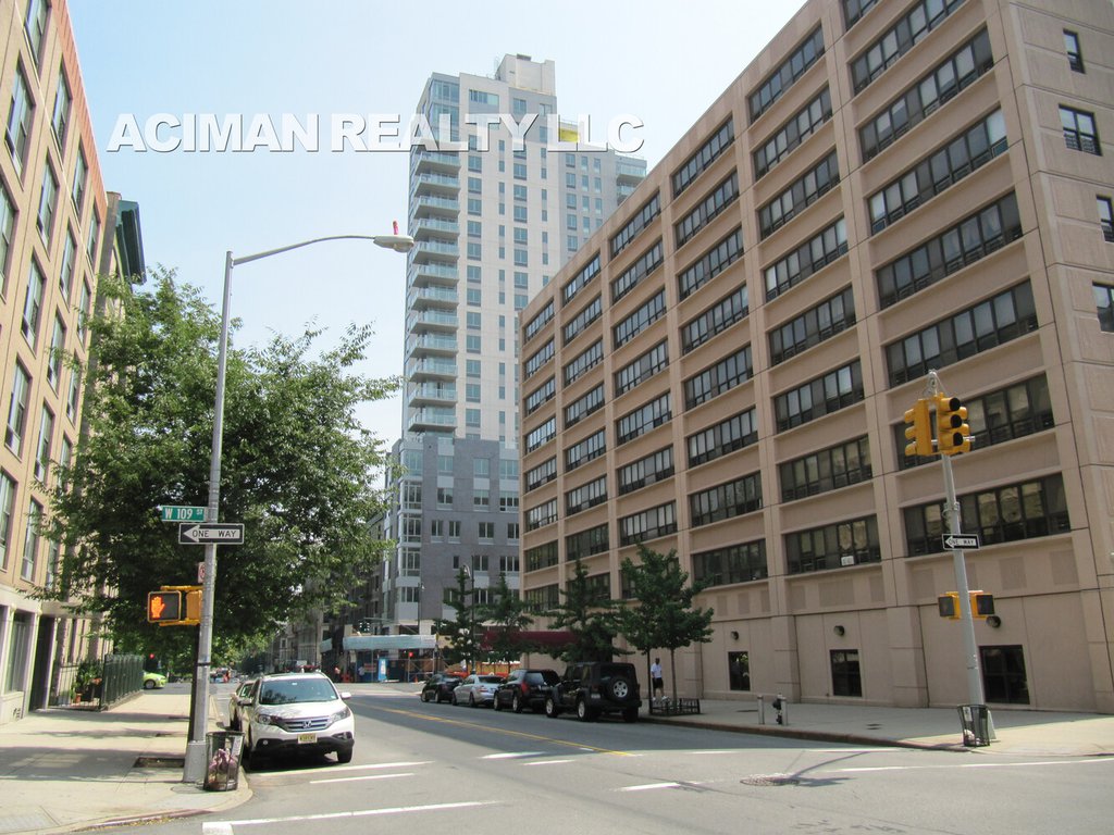 220 Manhattan Avenue, Unit 1F photo 9