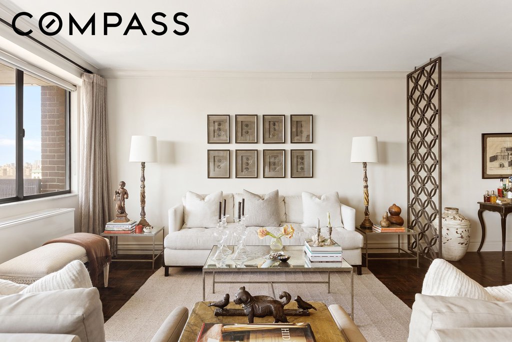 40 East 80th Street, Unit 24A photo 2
