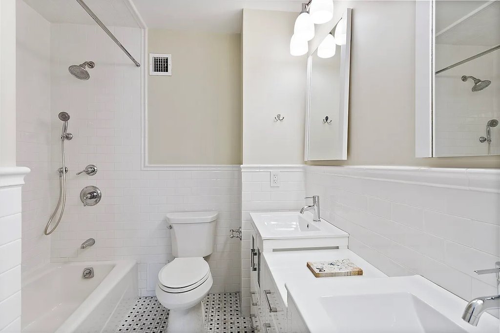 330 East 38th Street, Unit 8E photo 5