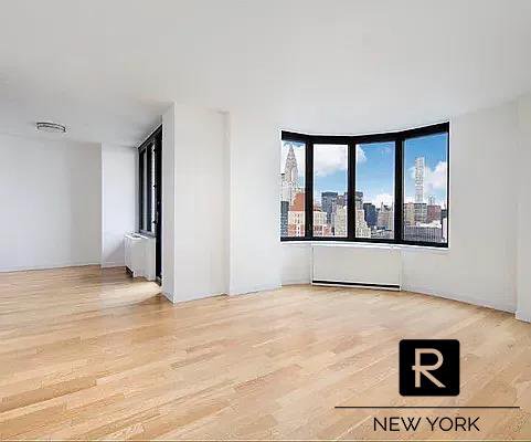 330 East 38th Street, Unit 44I