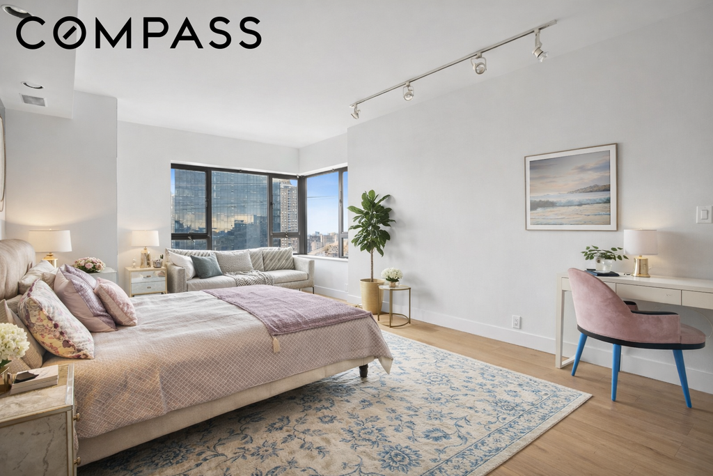 425 East 58th Street, Unit 18D photo 5