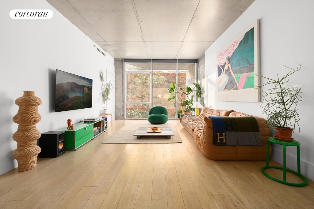 115 Norfolk Street, Unit 202