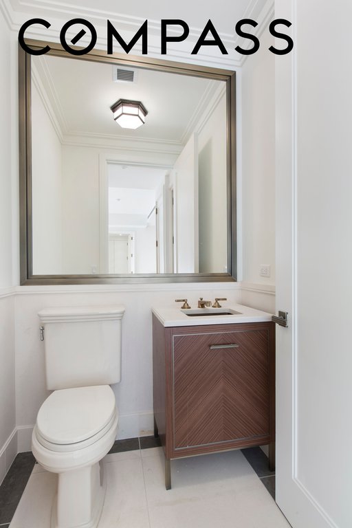 100 Barclay Street, Unit 14K photo 3