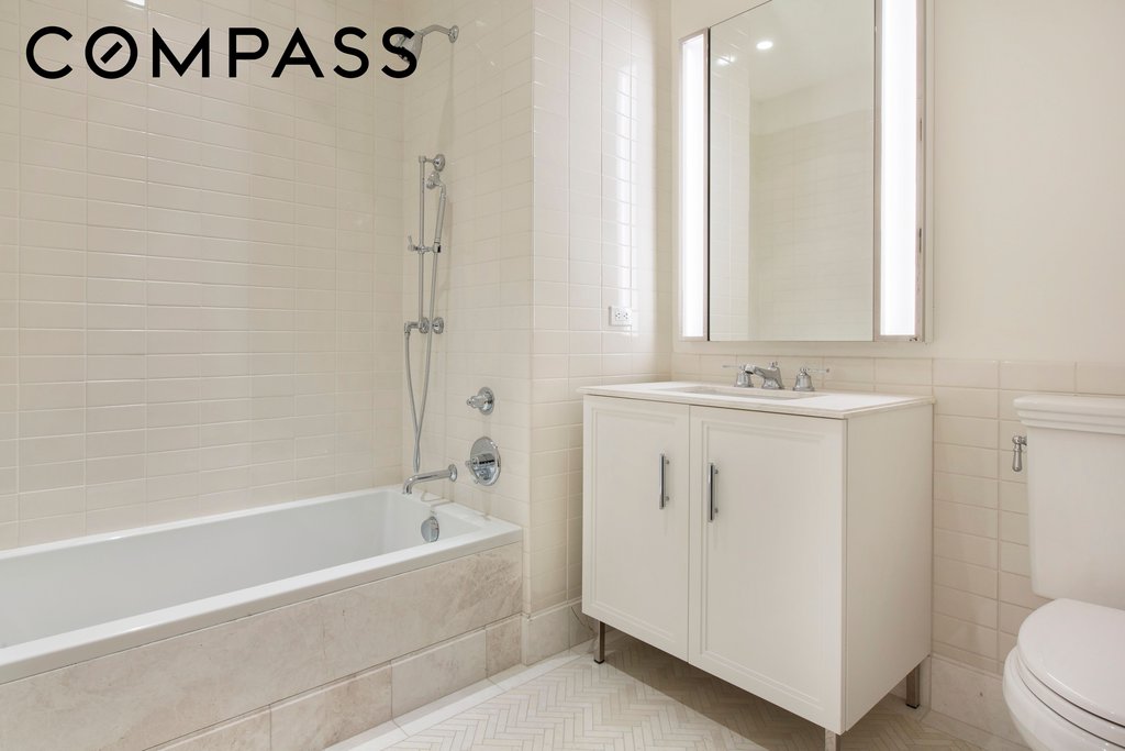 100 Barclay Street, Unit 14K photo 7