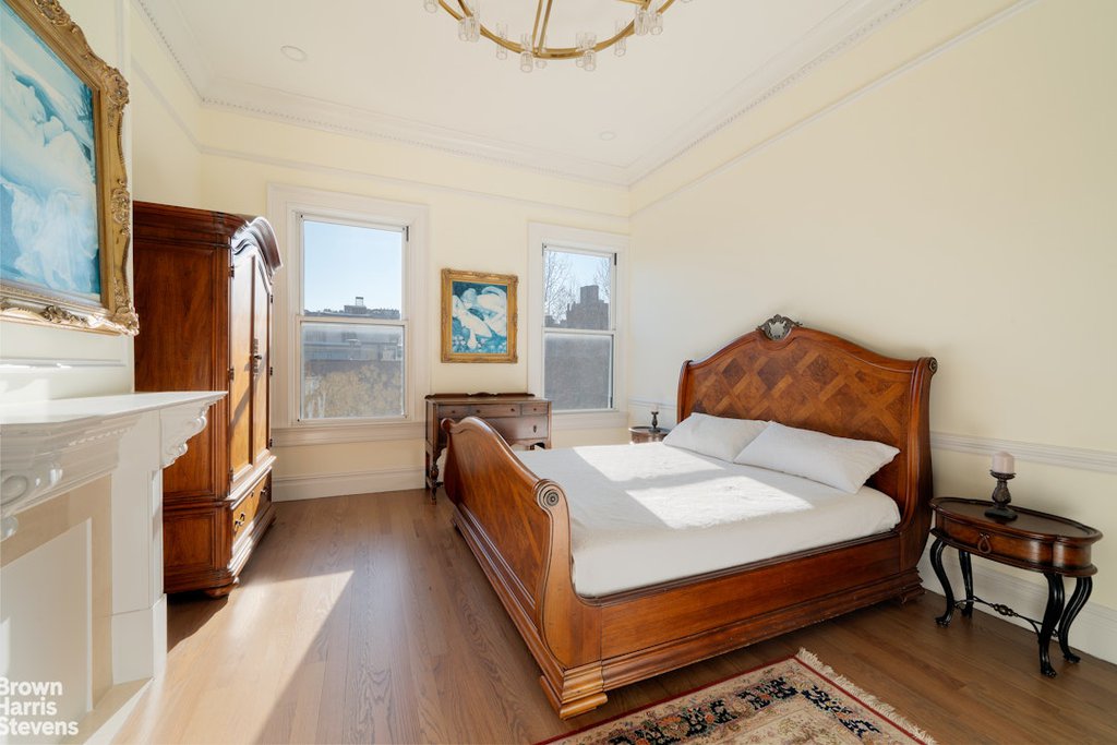 340 West 23rd Street – For Sale photo 17