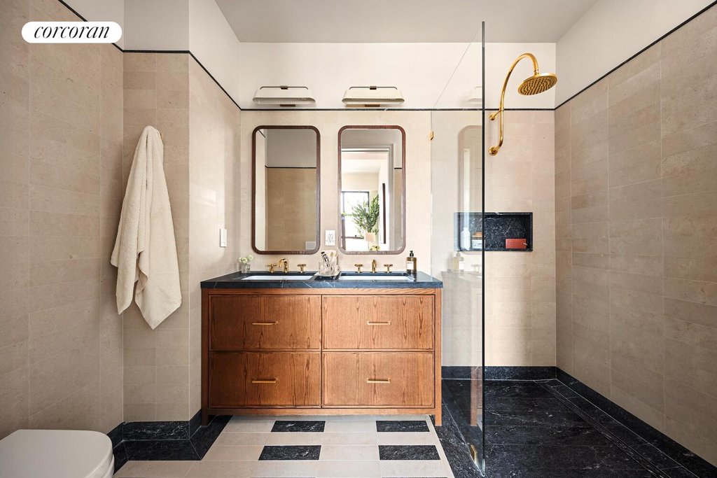 127 Kent Avenue, Unit 3E photo 6