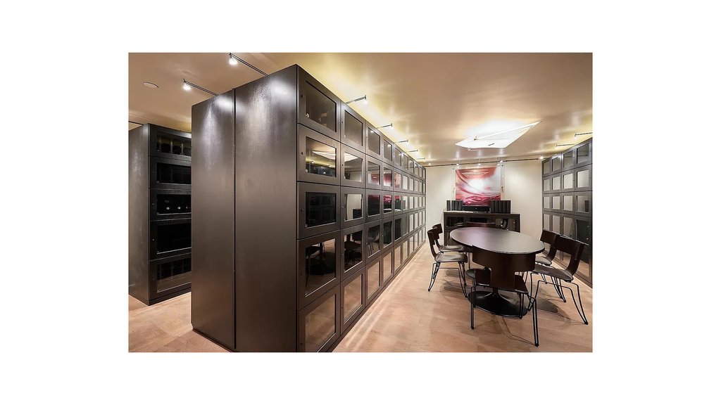 15 West 53rd Street, Unit 18F photo 9