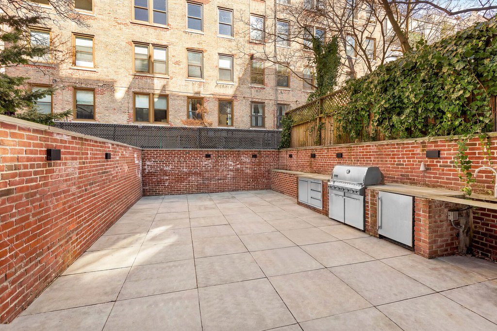 163 West 76th Street – For Sale photo 17