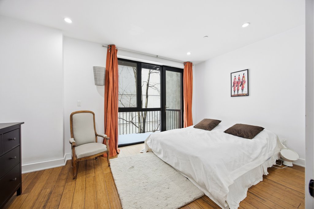 2022 Madison Avenue, Unit 2022 photo 6