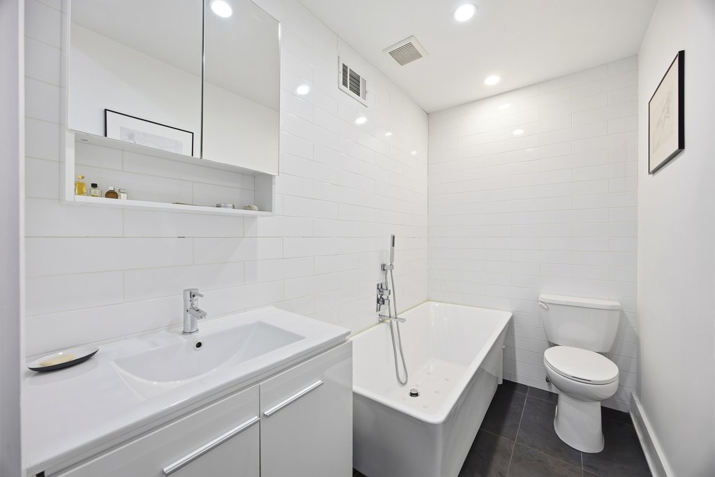 2022 Madison Avenue, Unit 2022 photo 12