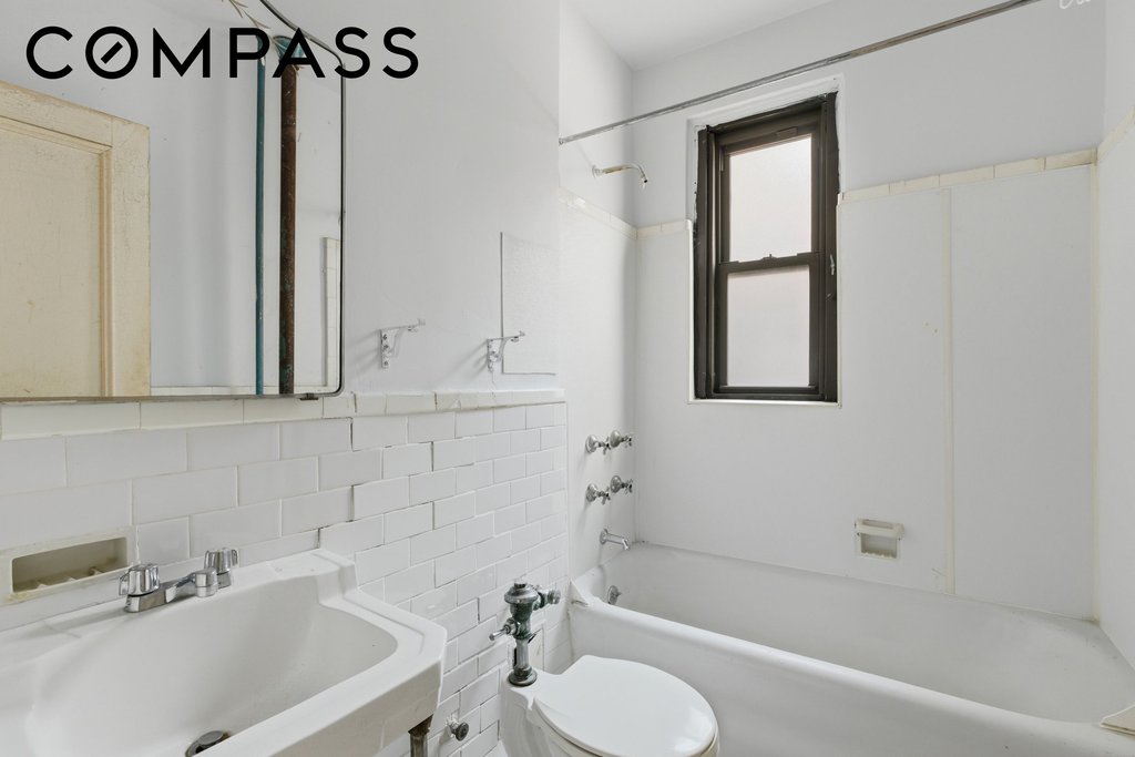210 West 78th Street, Unit 8C photo 18