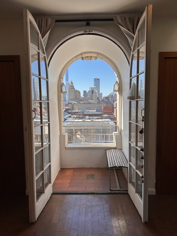 11 West 81st Street, Unit PHB