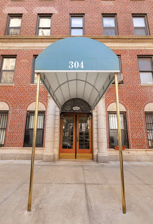 304 West 89th Street, Unit 1A photo 9