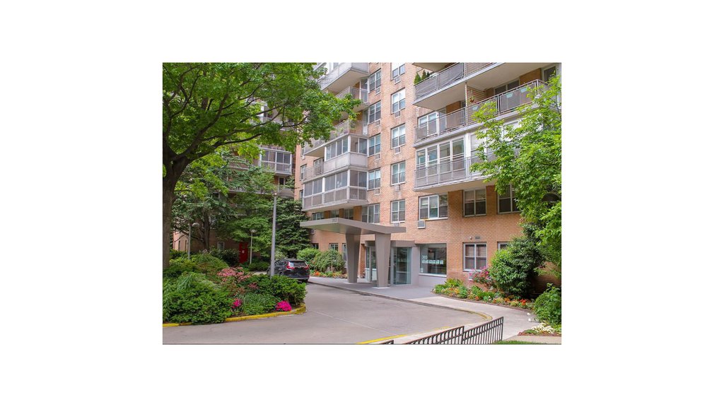 303 West 66th Street, Unit 4HE photo 14