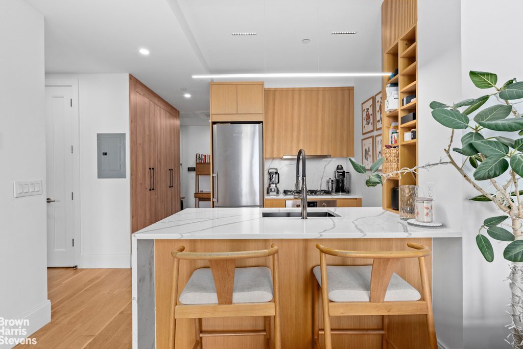 183 Mcguinness Street, Unit 3A