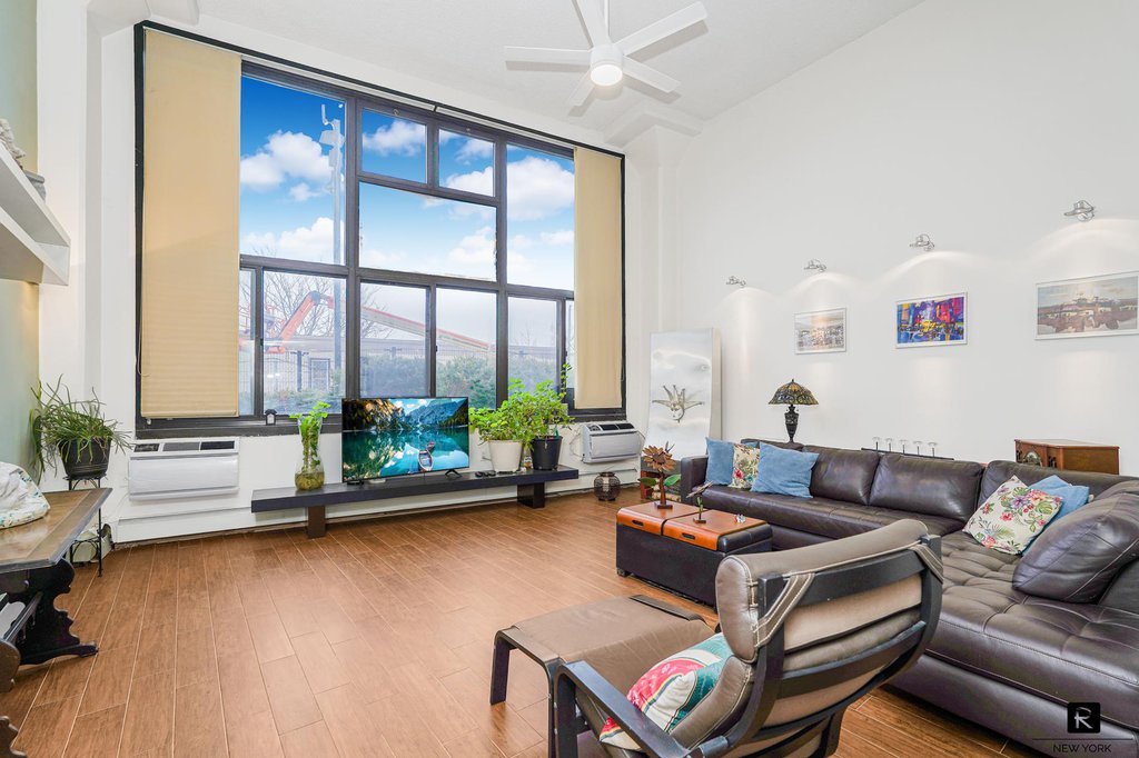 10 Bay Street Landing, Unit 1D