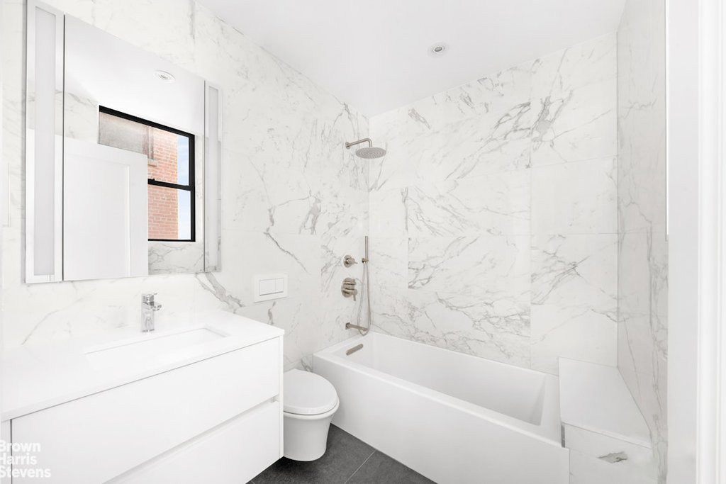 402 West 20th Street – For Sale photo 15
