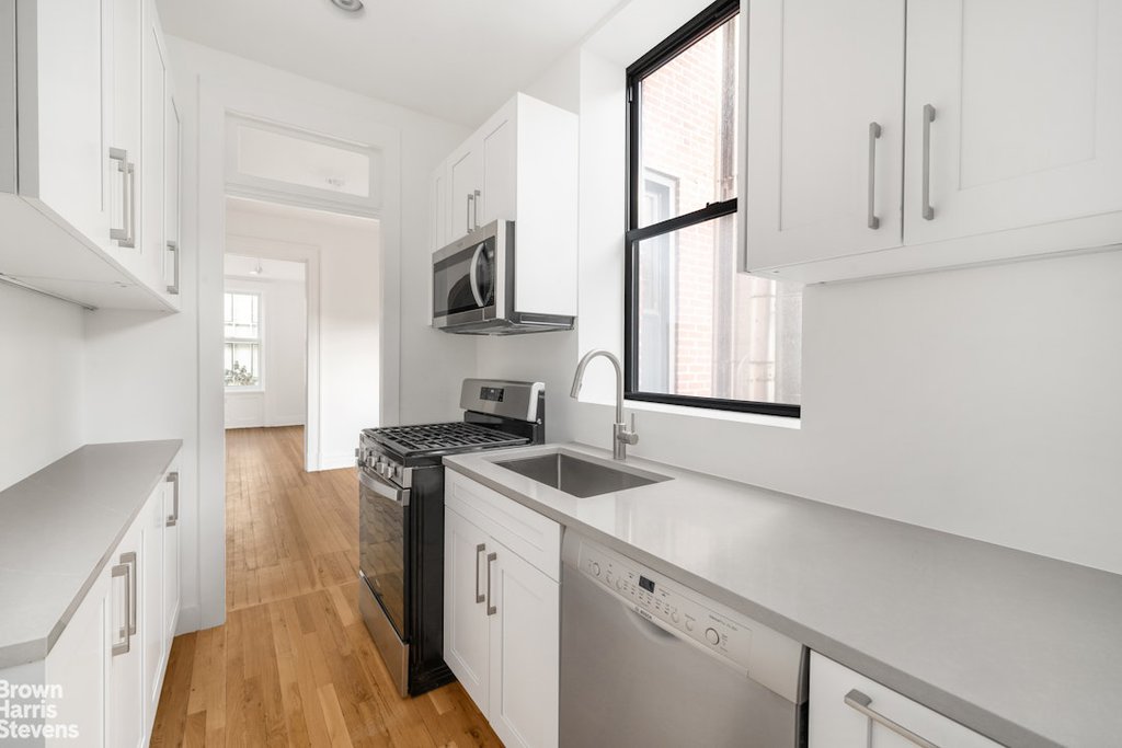 402 West 20th Street – For Sale photo 18