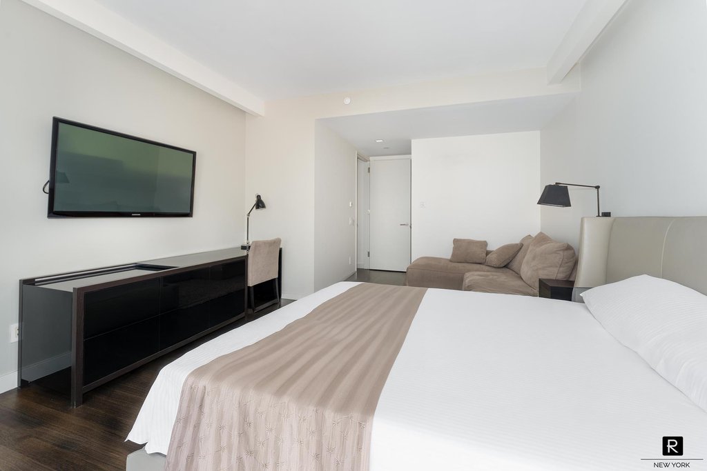 400 East 67th Street, Unit 10E photo 7