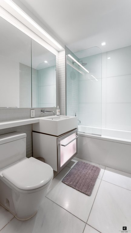 400 East 67th Street, Unit 10E photo 12