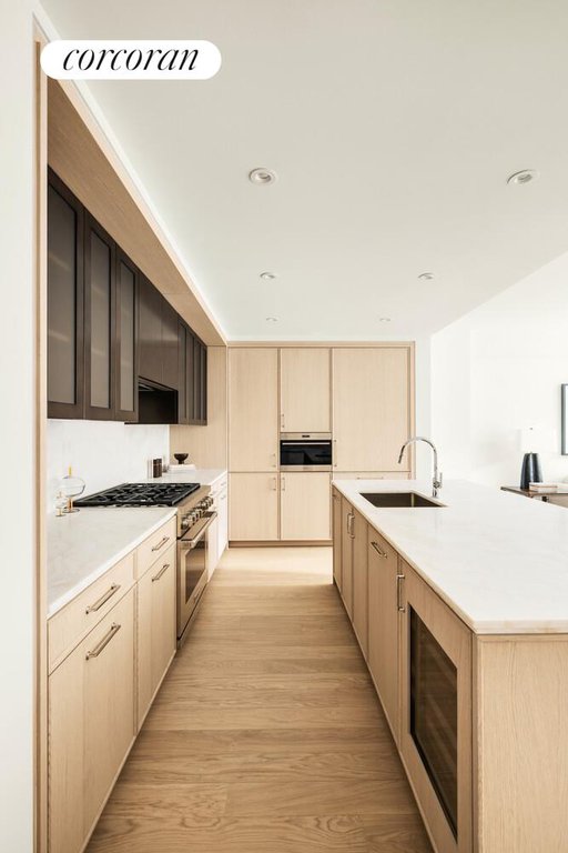 720 West End Avenue, Unit 8K photo 4