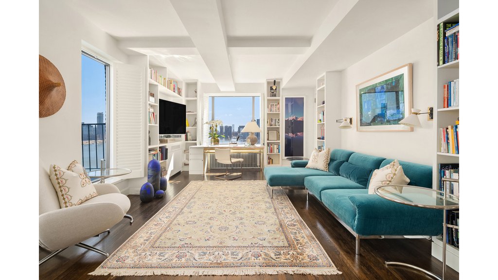 450 East 52nd Street, Unit 15 photo 5