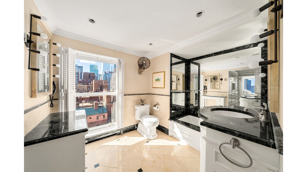 450 East 52nd Street, Unit 15 photo 12
