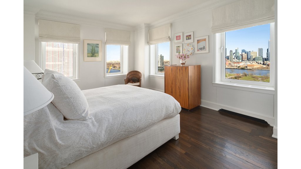 450 East 52nd Street, Unit 15 photo 15