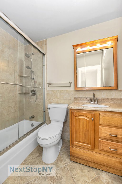 245 East 54th Street, Unit 4K photo 6