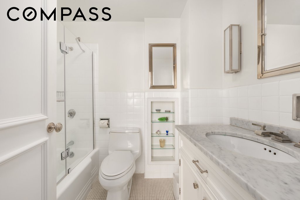 475 Park Avenue, Unit 15E photo 6