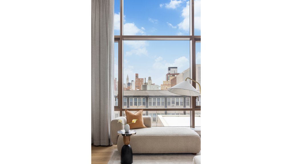 215 East 19th Street, Unit 8E photo 14