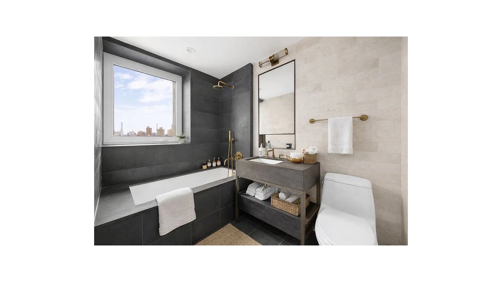 1399 Park Avenue, Unit PH23 photo 10
