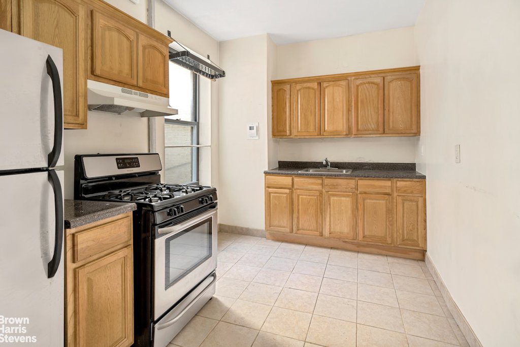 92 Saint Nicholas Avenue, Unit 5E photo 11
