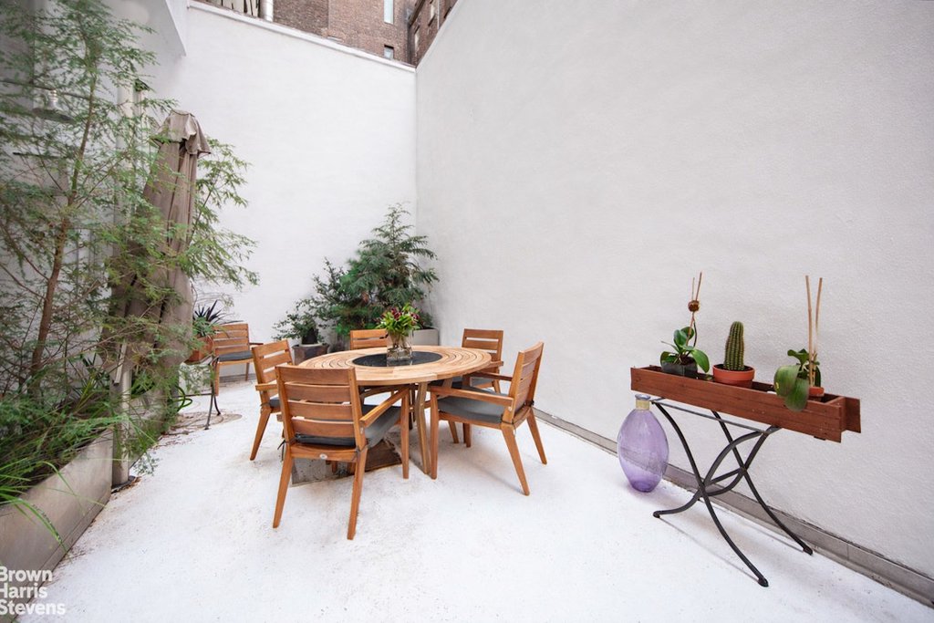 45 Warren Street, Unit 1 photo 22