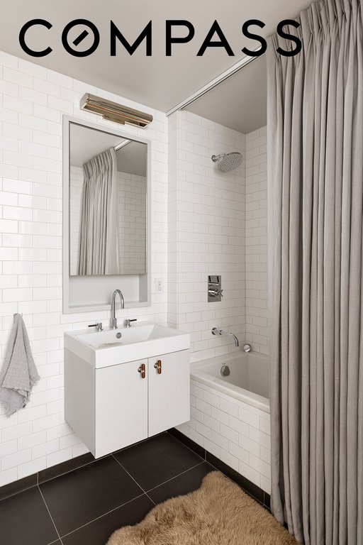 550 West 29th Street, Unit 7A photo 9